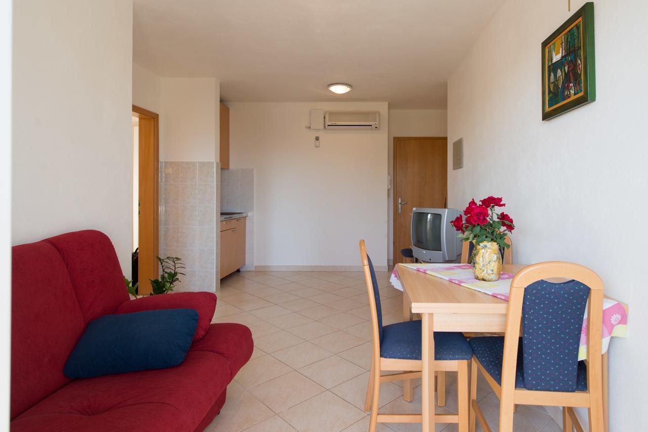 Sun House Apartments 波尔 外观 照片